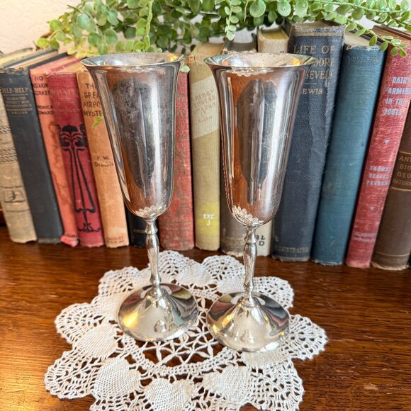 Vintage set of Silver Champagne Flutes - Picture 4 of 11